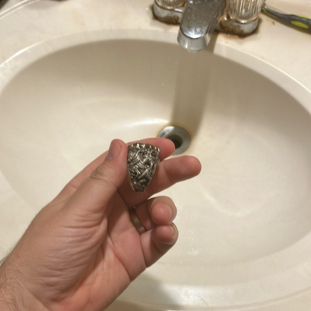 Black Item - image 4